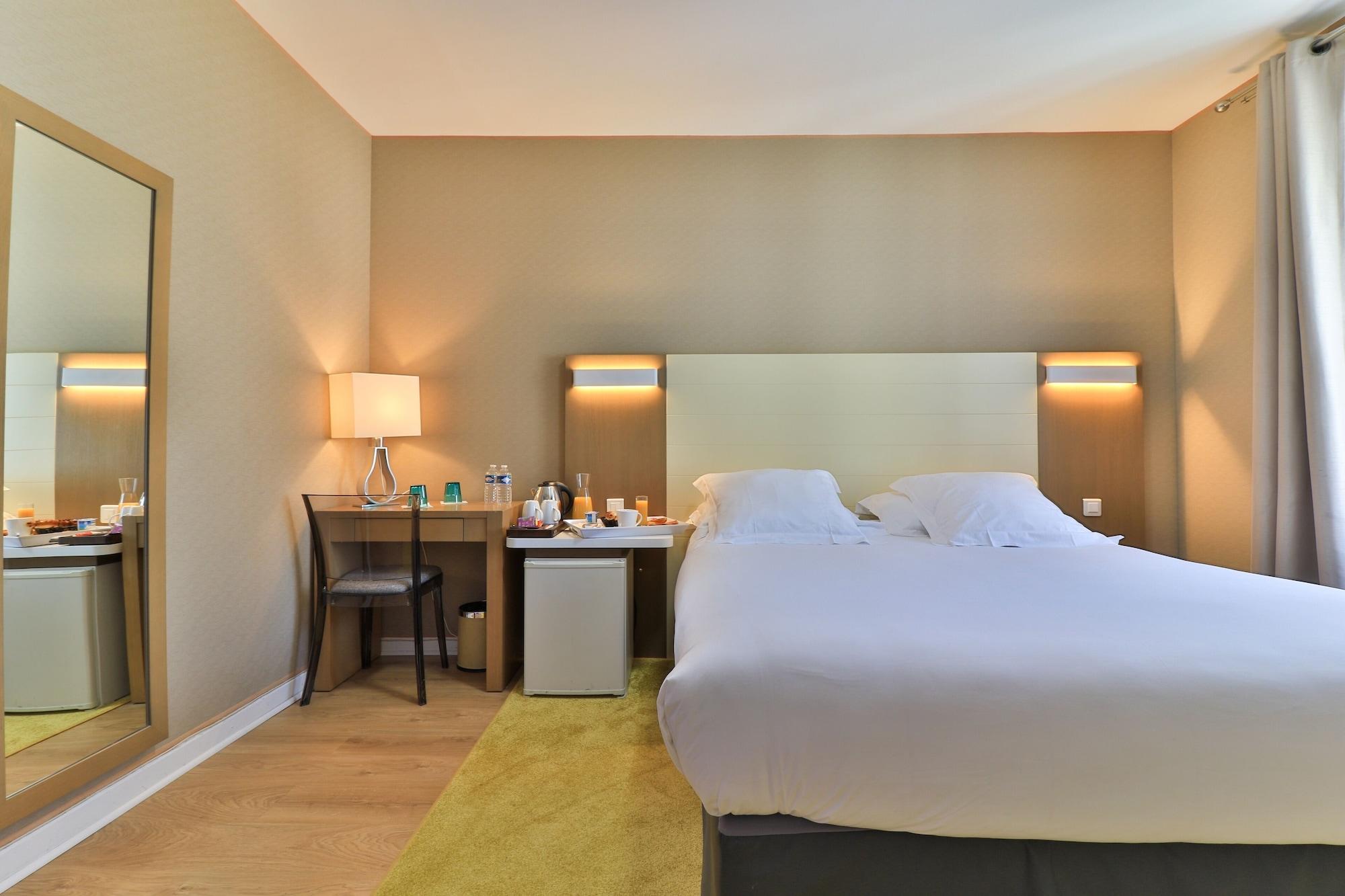 Hotel Amiraute Канны Экстерьер фото