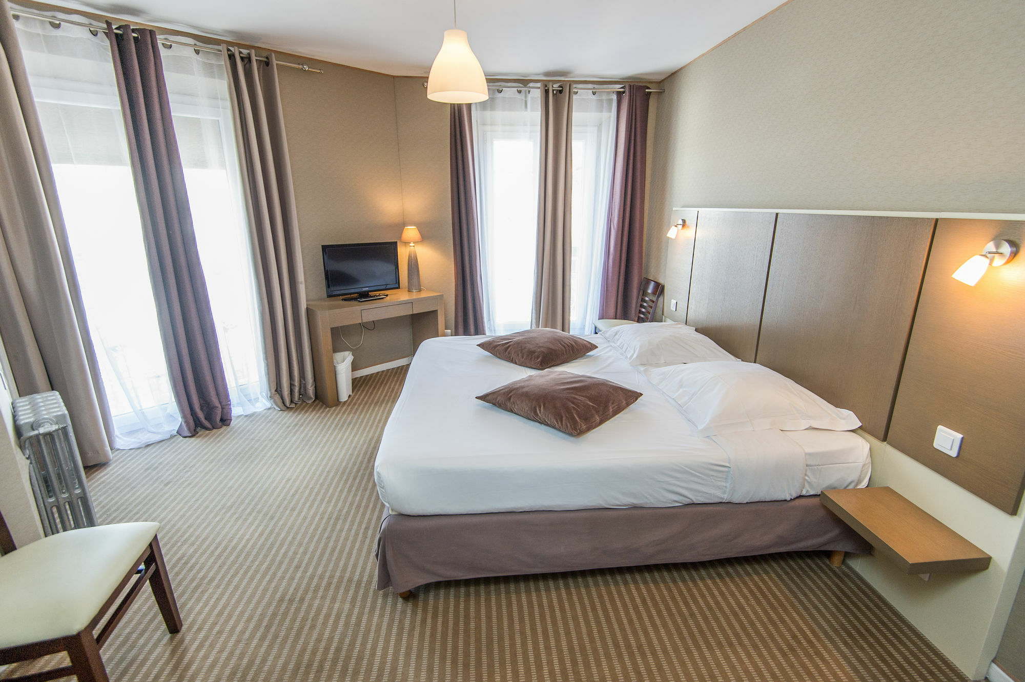 Hotel Amiraute Канны Экстерьер фото